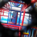 Lila unterwegs im Labyrinth